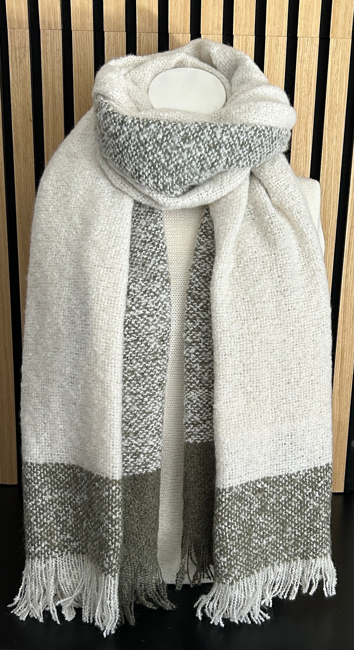 Wintersjaal khaki-creme